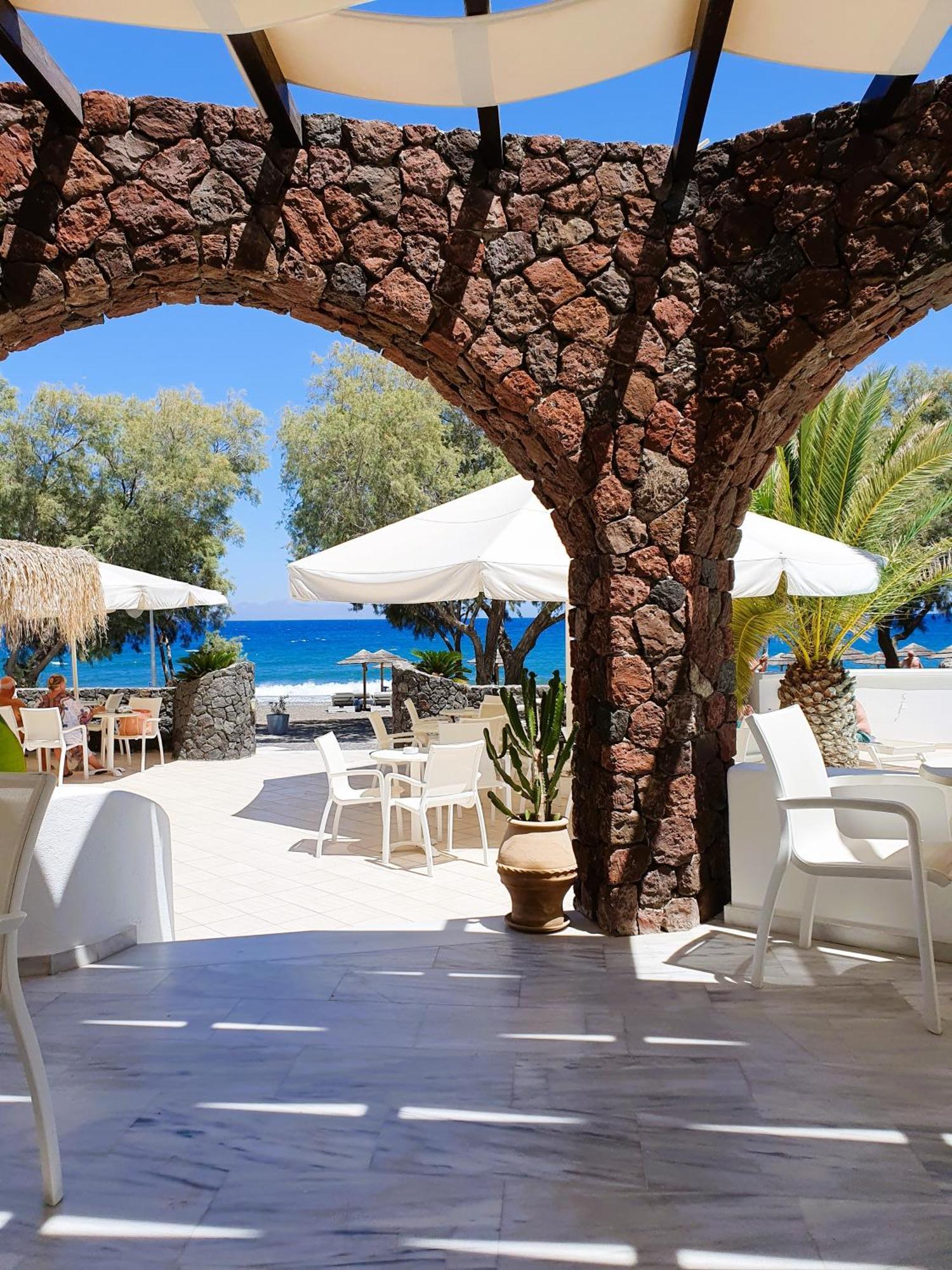 Arion Bay Hotel Santorini คามารี ภายนอก รูปภาพ