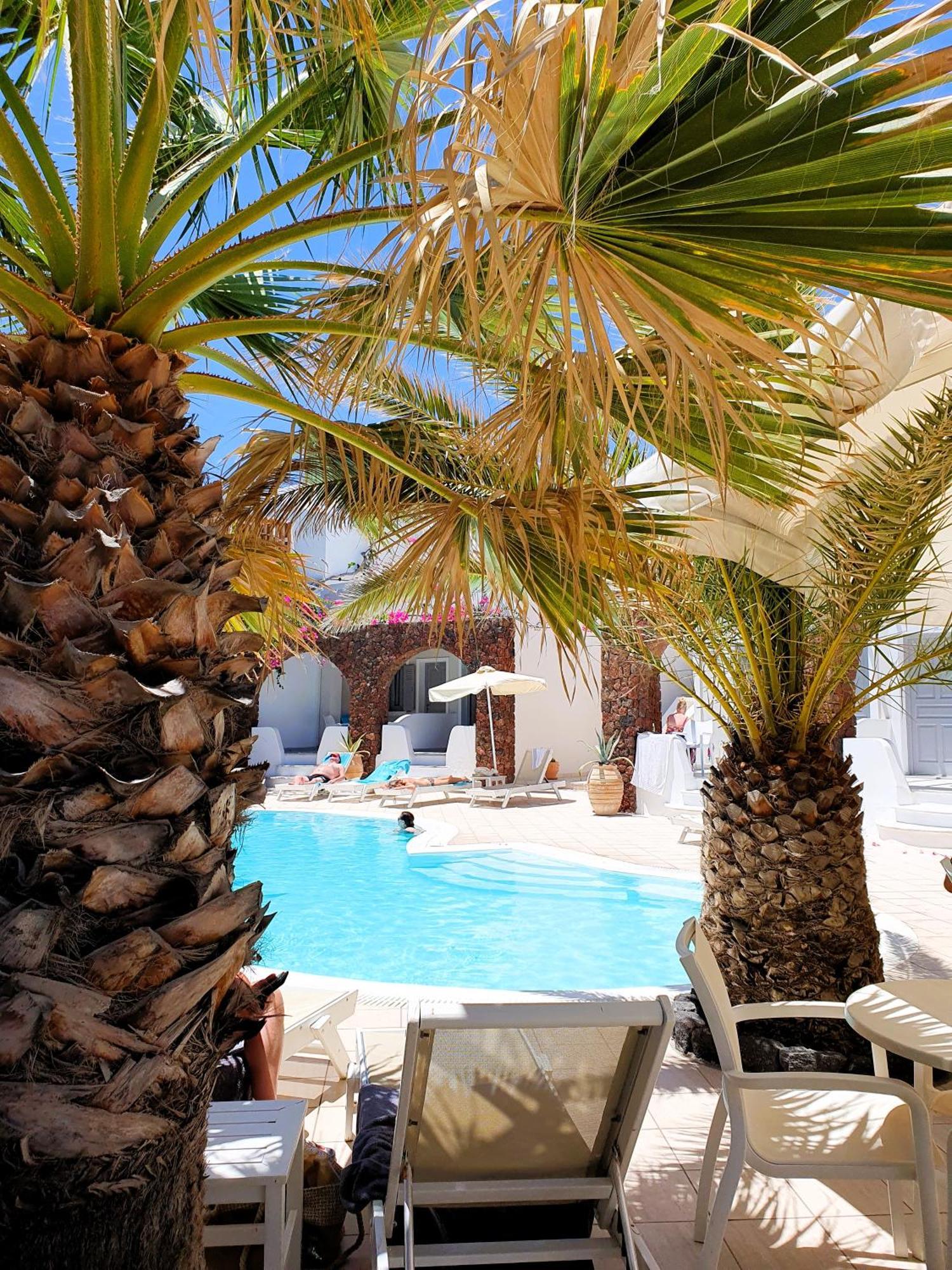 Arion Bay Hotel Santorini คามารี ภายนอก รูปภาพ