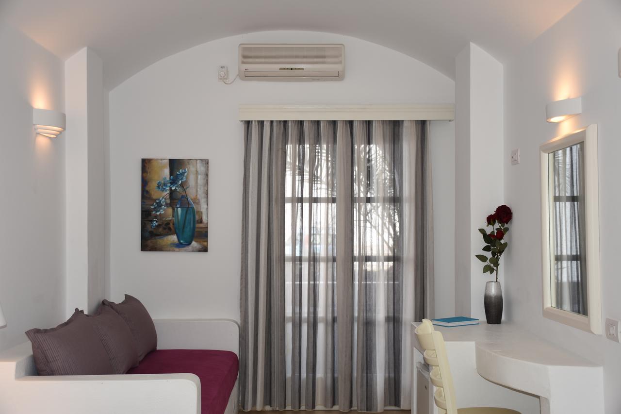 Arion Bay Hotel Santorini คามารี ภายนอก รูปภาพ