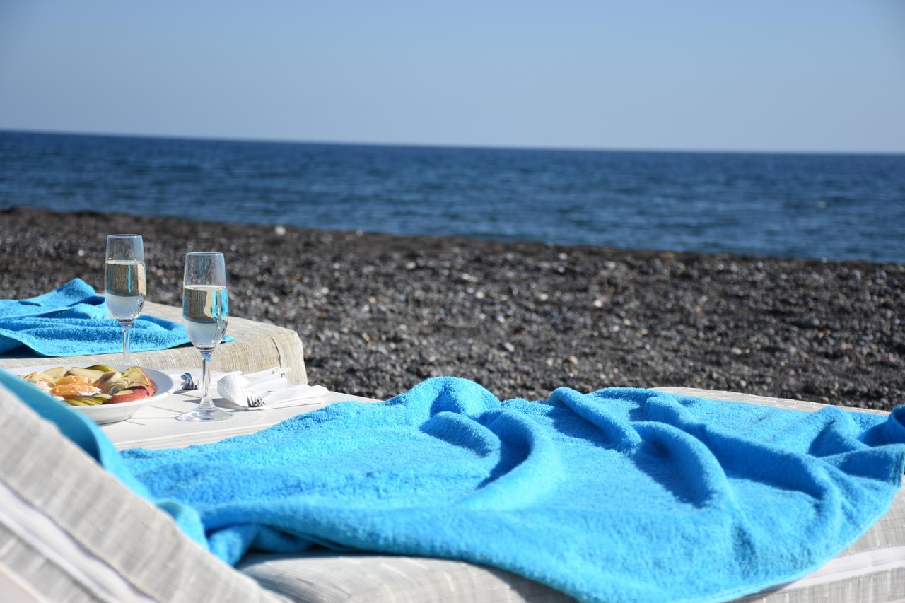 Arion Bay Hotel Santorini คามารี ภายนอก รูปภาพ