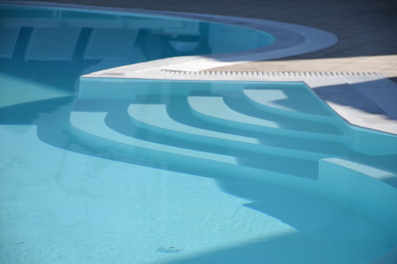 Arion Bay Hotel Santorini คามารี ภายนอก รูปภาพ