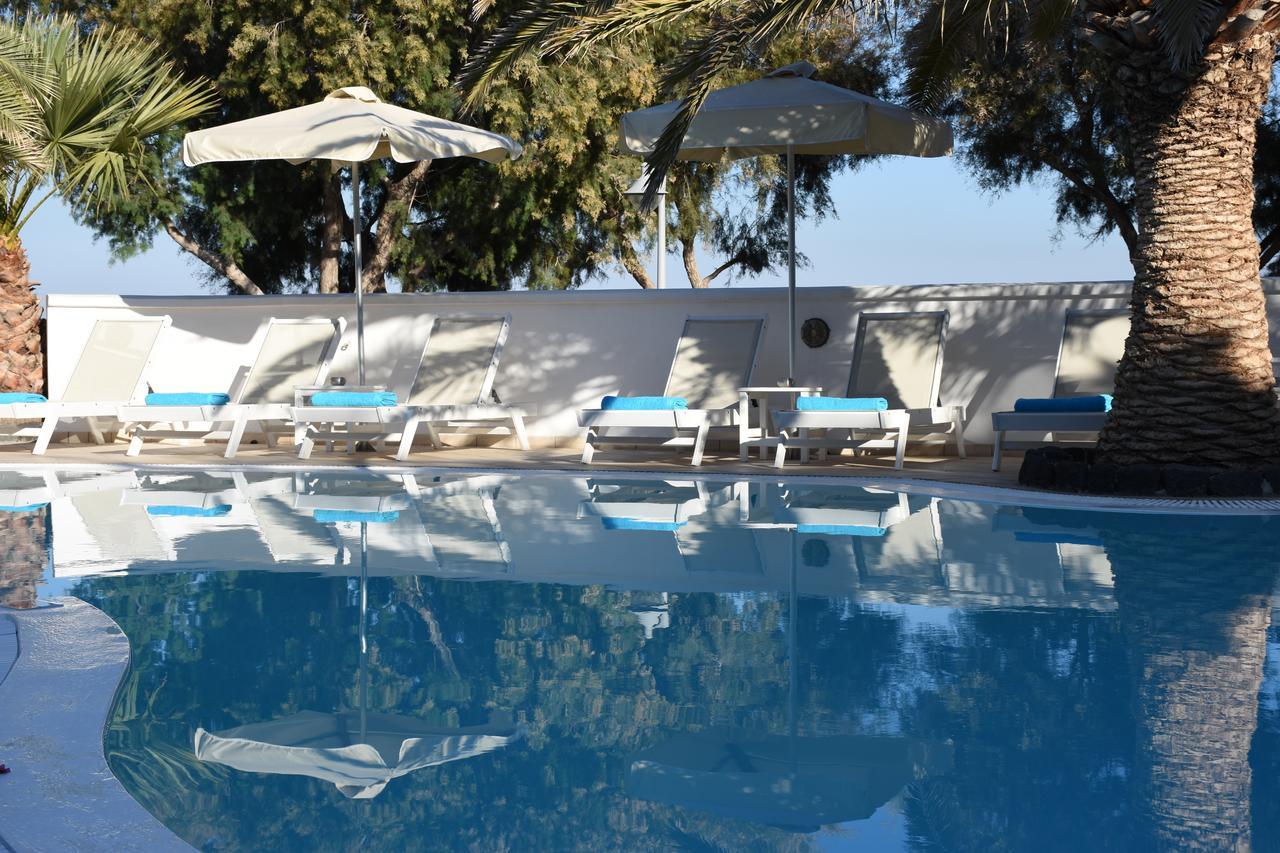 Arion Bay Hotel Santorini คามารี ภายนอก รูปภาพ